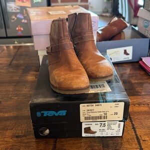 Teva Brown Leather Ankle Boots